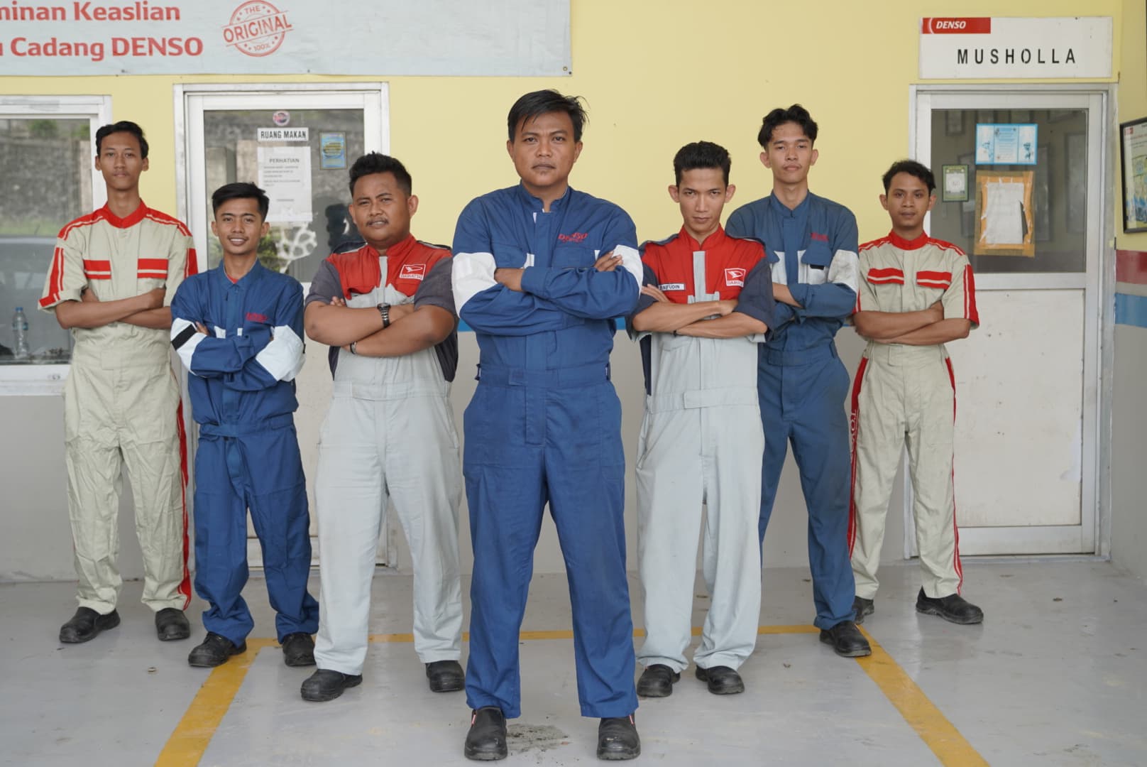 Tim Galant Service - Teknisi AC Mobil 1