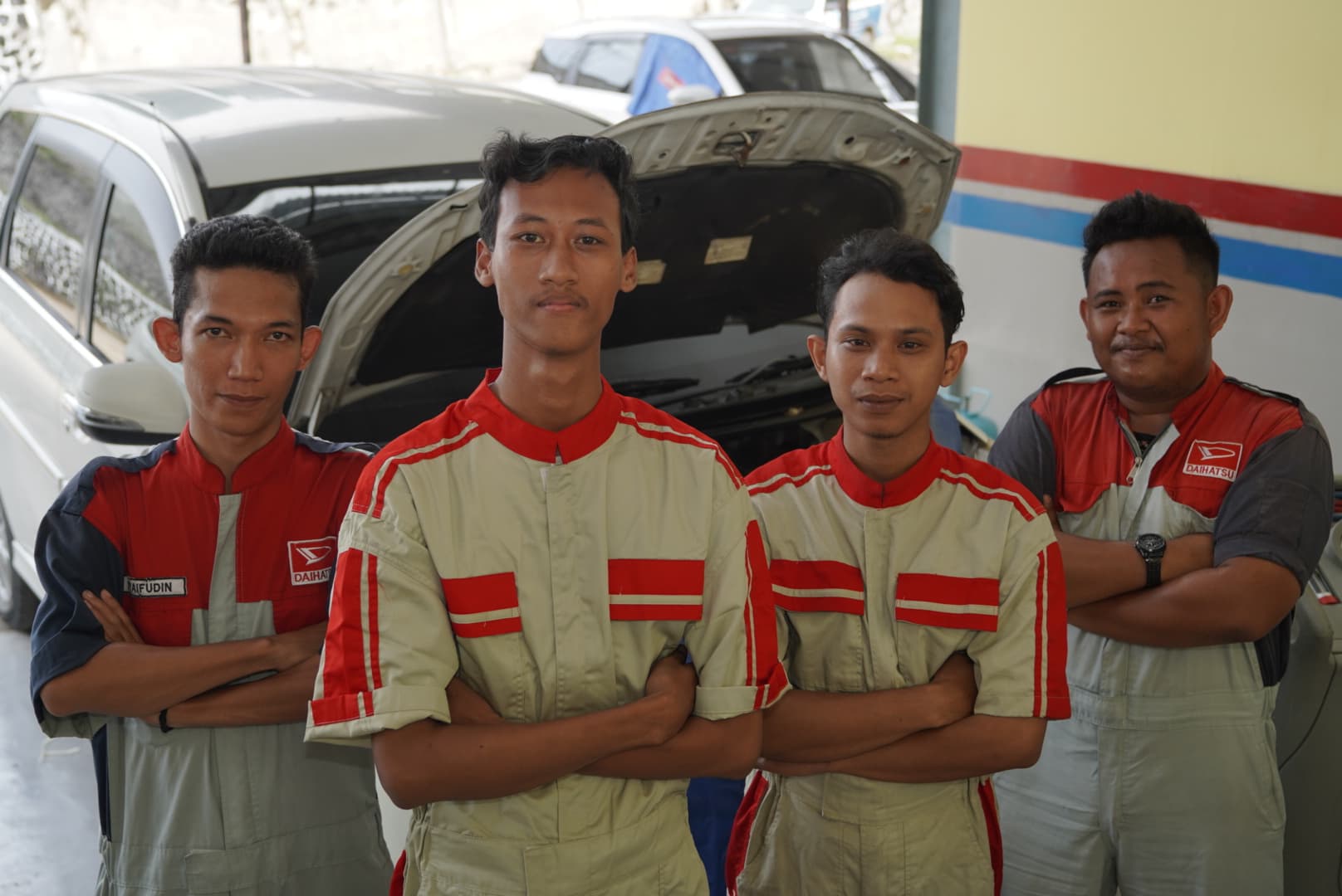 Tim Galant Service - Teknisi AC Mobil 4